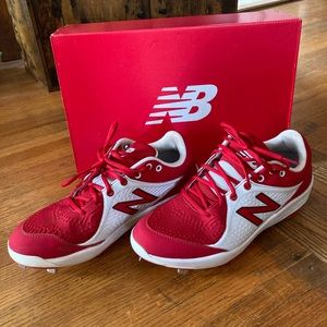 Men’s Cleats Red/White size 11